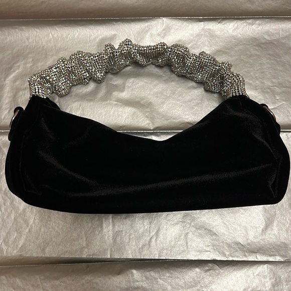 Going out bag - Picture 2 of 6